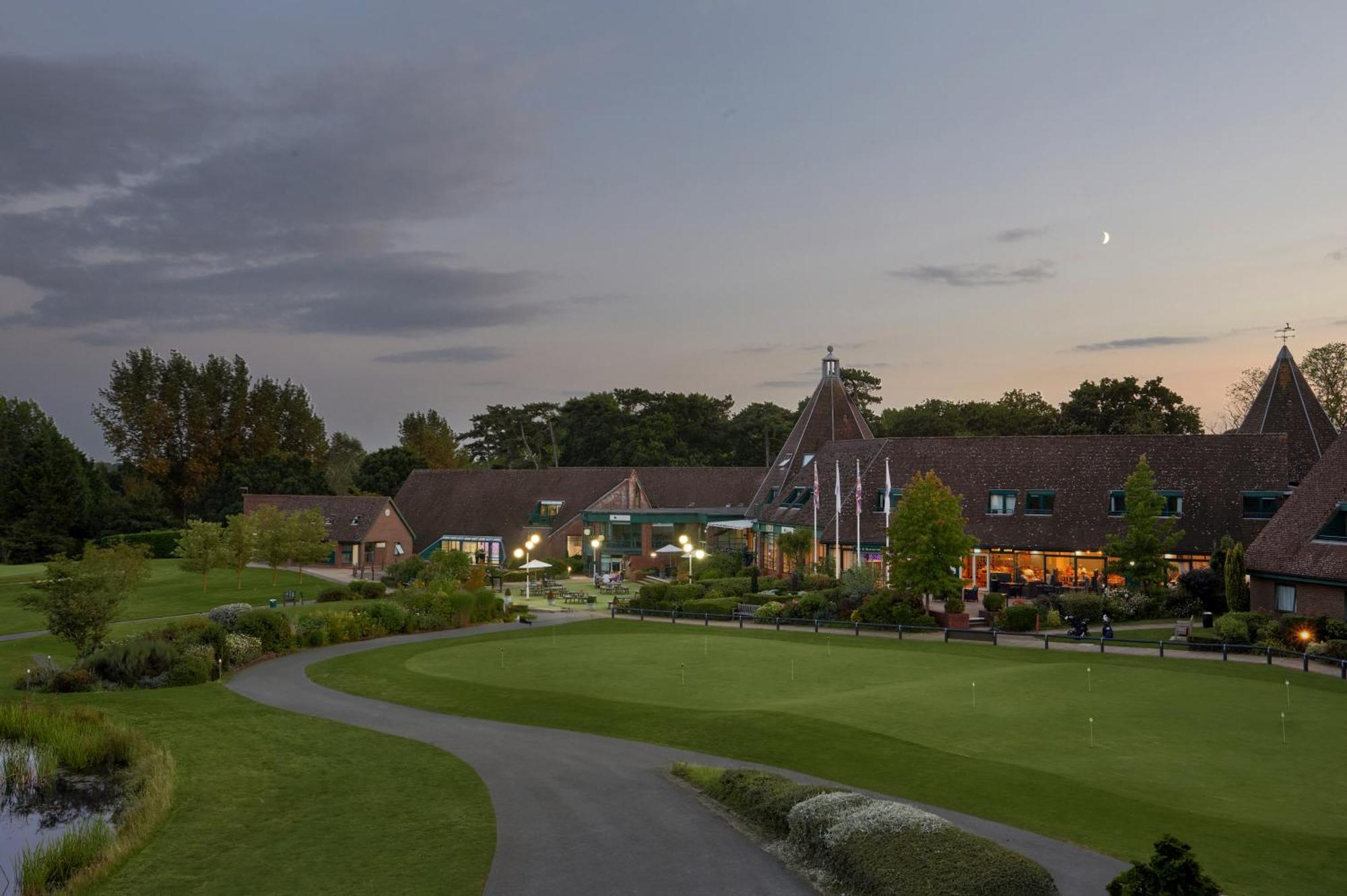 Ufford Park Resort Вудбридж Екстер'єр фото